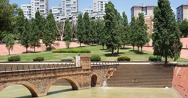 imgi 9 nou barris 600x315 1 1 11zon